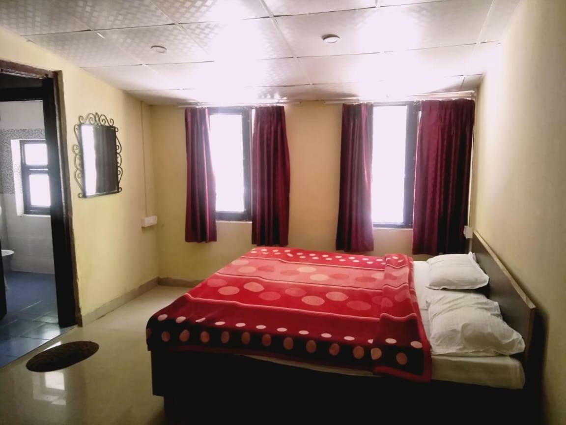 Hotel Gulmarg Mussoorie Exterior photo