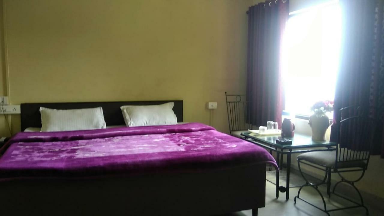 Hotel Gulmarg Mussoorie Exterior photo